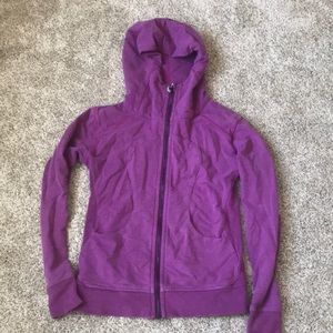 Lululemon sweatshirt